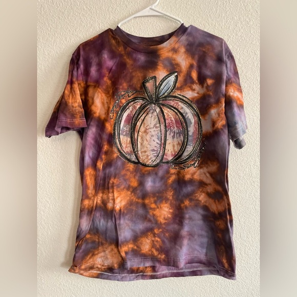 Tultex Women’s Tie-Dye Pumpkin Graphic T-Shirt size L - Picture 4 of 4